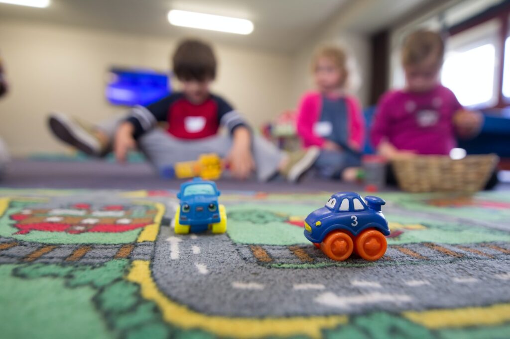 Comment Devenir Assistante Maternelle : Guide Complet
