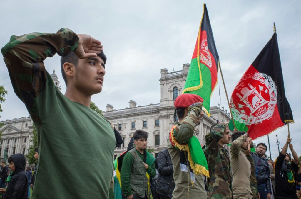 Qui finance les talibans : origine des fonds et enjeux cachés