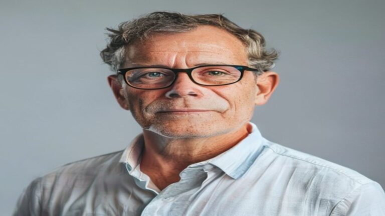 Senior sans diplôme : entreprises qui recrutent et astuces 1 Senior sans diplôme : entreprises qui recrutent et astuces