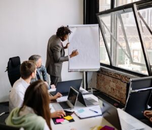Community management formation : les 5 meilleures options France