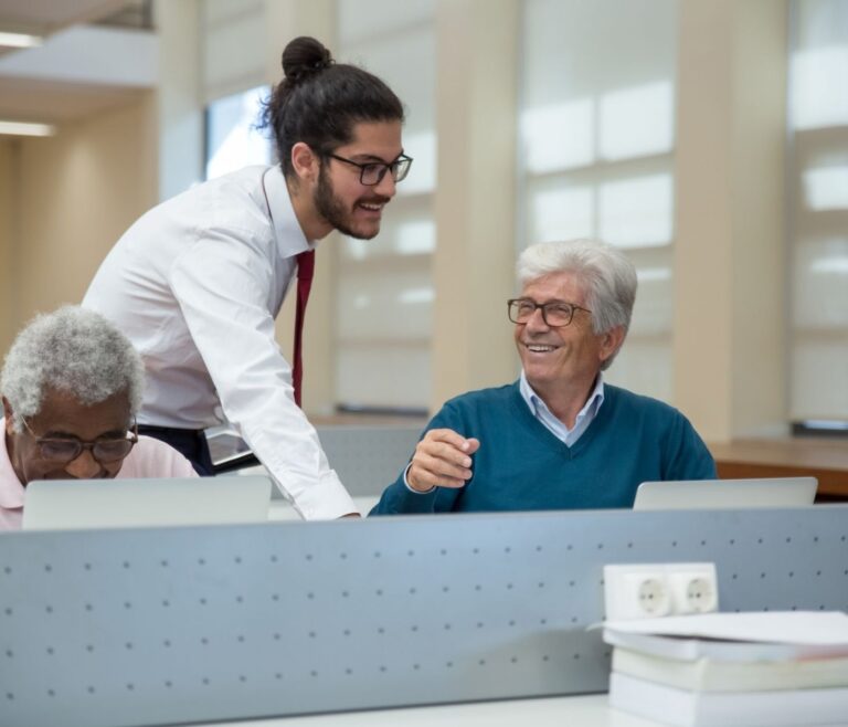 Les 7 métiers porteurs seniors reconversion 4 Les 7 métiers porteurs seniors reconversion