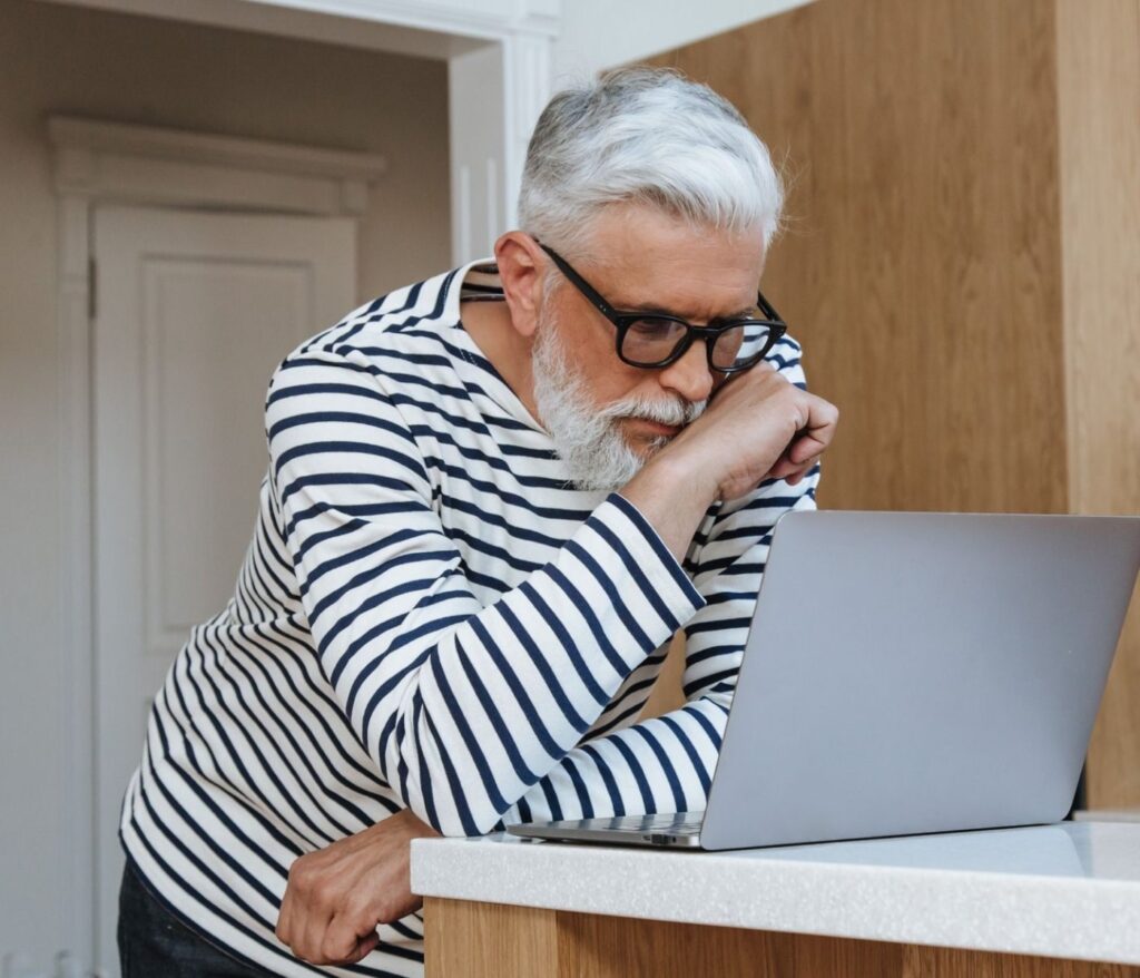 Seniors : témoignages retour à l'emploi après une formation 2 Seniors : témoignages retour à l’emploi après une formation